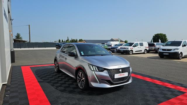 Peugeot 208 image 3