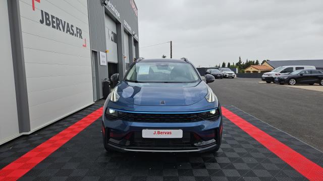 Lynk & Co 01 image 7
