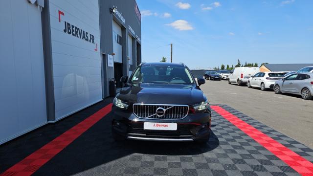 Volvo Xc40 image 2