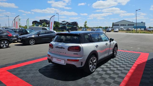 Mini Clubman image 3