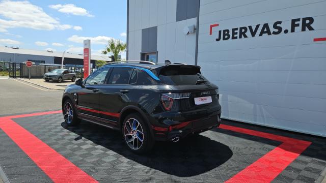 Lynk & Co 01 image 5