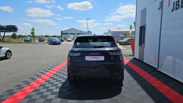 Lynk & Co 01 image 9