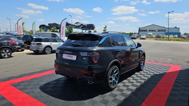 Lynk & Co 01 image 2
