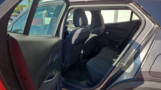Peugeot 2008 image 2