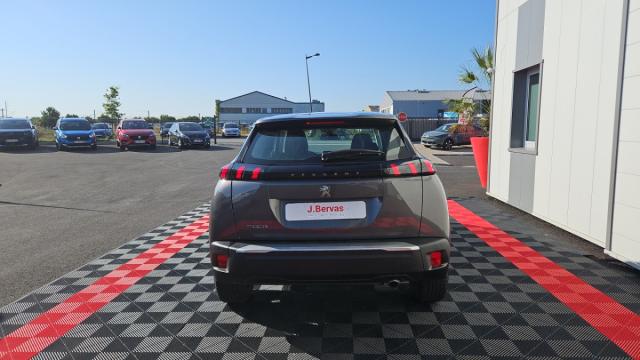 Peugeot 2008 image 8