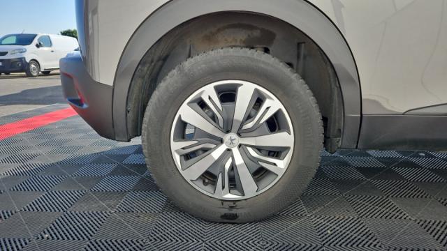 Peugeot 2008 image 5