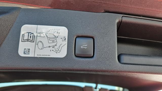 Ford Kuga image 5