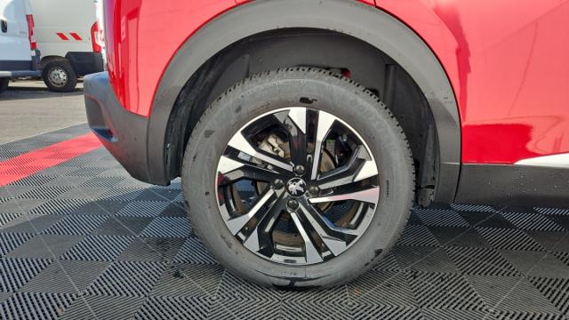 Peugeot 2008 image 3
