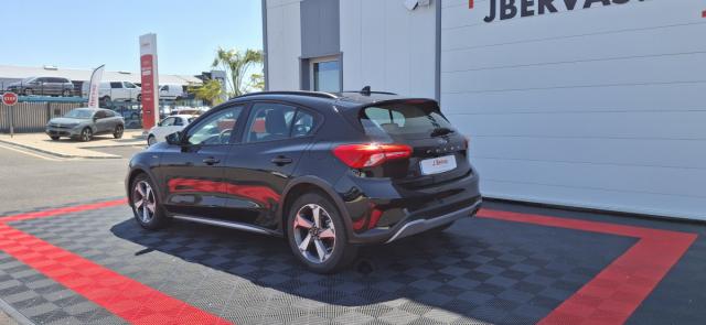 Ford Focus image 6