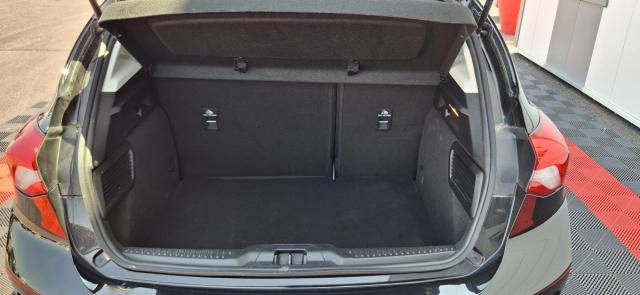Ford Focus image 8