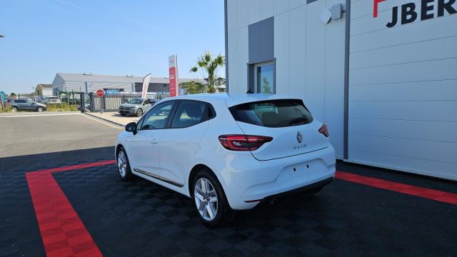 Renault Clio image 2