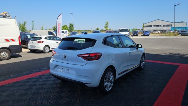 Renault Clio image 6