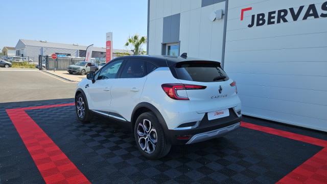 Renault Captur image 6