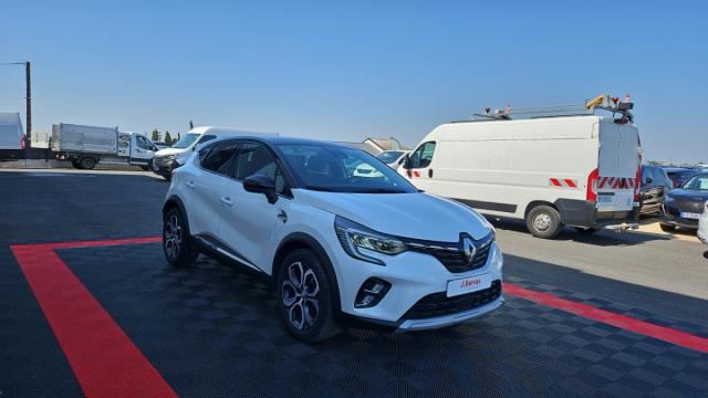 Renault Captur image 1