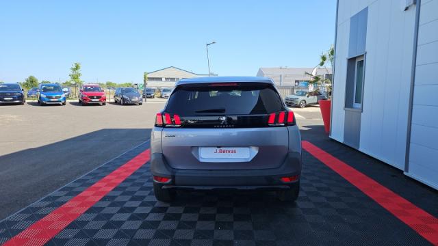 Peugeot 5008 image 9
