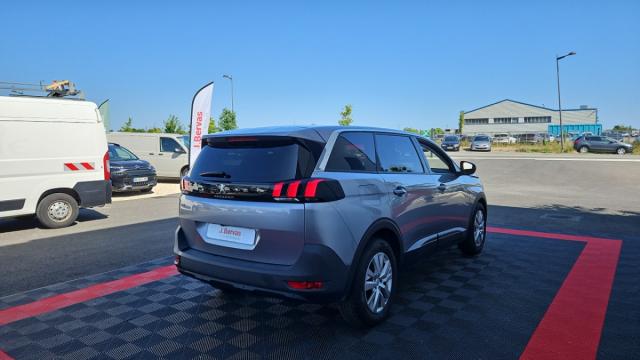 Peugeot 5008 image 7