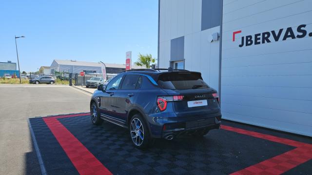 Lynk & Co 01 image 4
