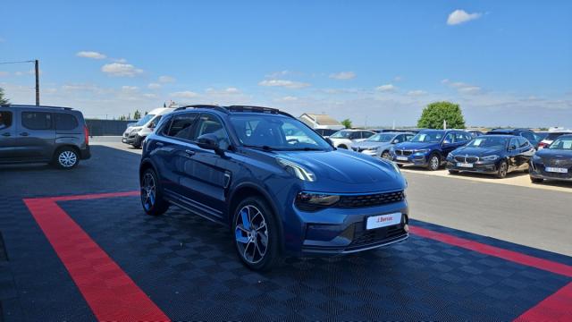 Lynk & Co 01 image 6