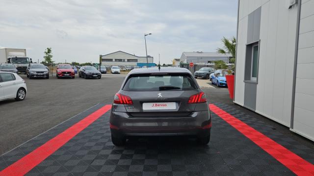 Peugeot 308 image 3