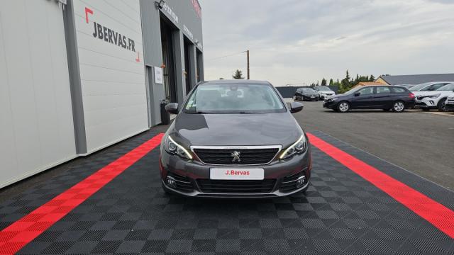 Peugeot 308 image 2