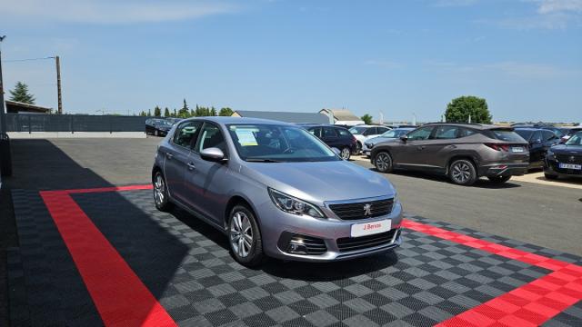 Peugeot 308 image 9