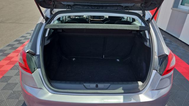 Peugeot 308 image 7