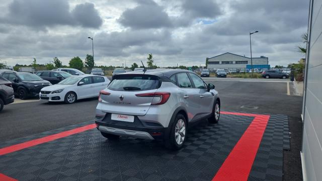 Renault Captur image 9