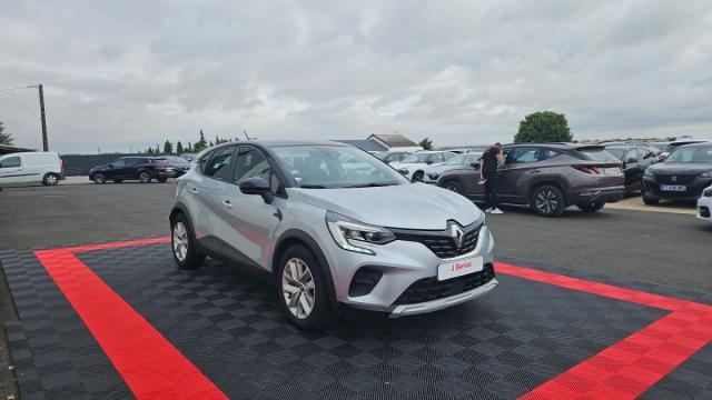 Renault Captur image 1