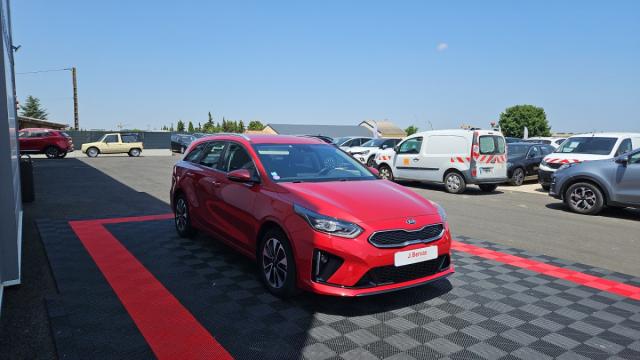 Kia Cee'D_sw image 4