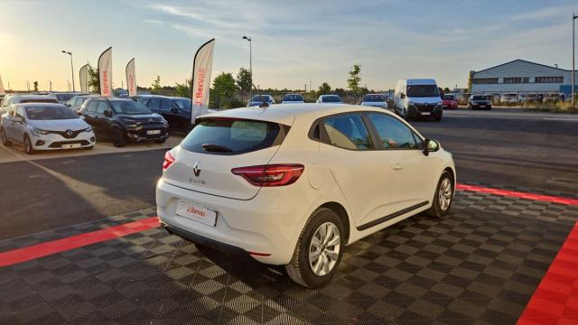 Renault Clio image 8