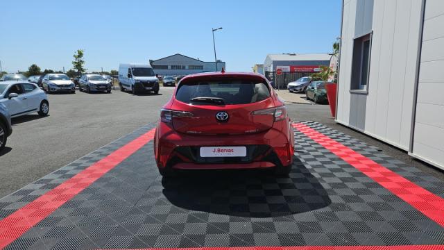 Toyota Corolla image 2