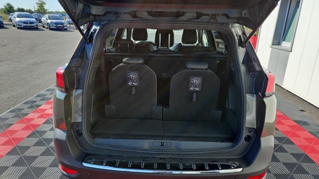 Peugeot 5008 image 4