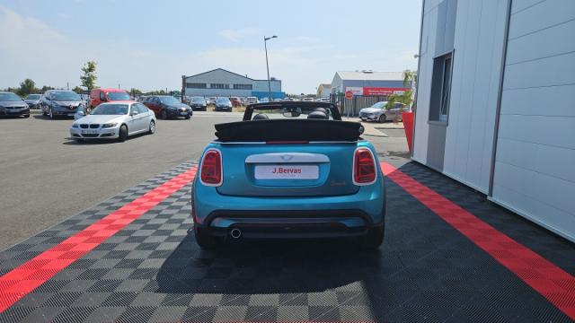 Mini Cabrio image 2