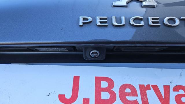 Peugeot 308 image 6