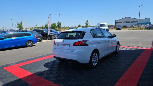 Peugeot 308 image 6