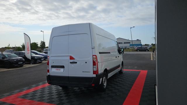 Renault Master image 9