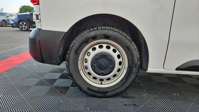Peugeot Expert image 2