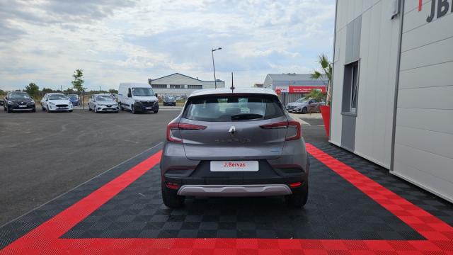 Renault Captur image 9