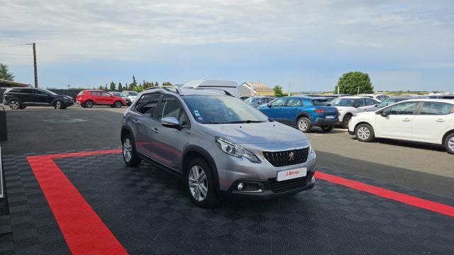 Peugeot 2008 image 2