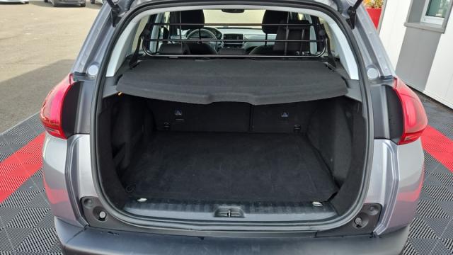 Peugeot 2008 image 8