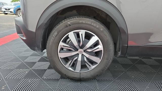 Peugeot 2008 image 6