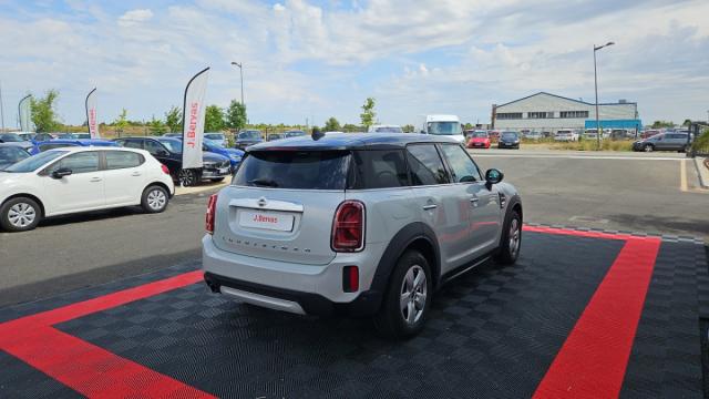 Mini Countryman image 8