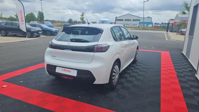 Peugeot 208 image 6