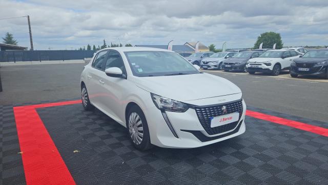 Peugeot 208 image 9