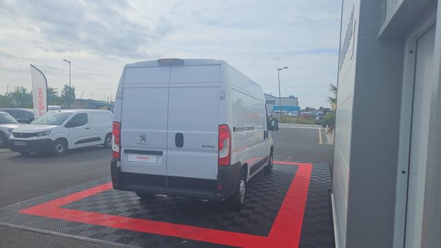Peugeot Boxer image 1