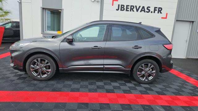 Ford Kuga image 7