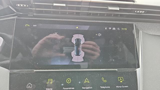Peugeot 308 image 1