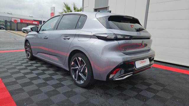 Peugeot 308 image 2