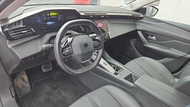 Peugeot 308 image 8