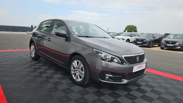 Peugeot 308 image 1